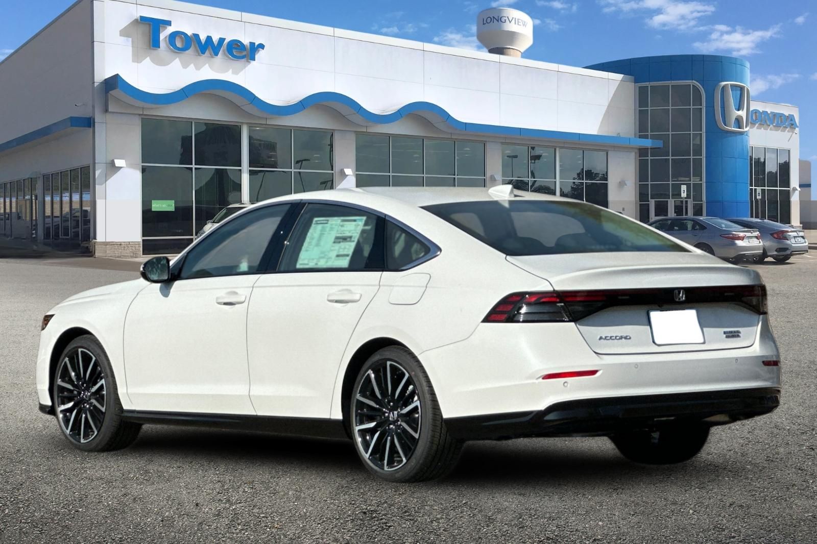 2025 Honda Accord Hybrid Touring photo 4