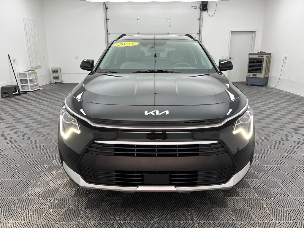 2023 Kia Niro EX photo 11