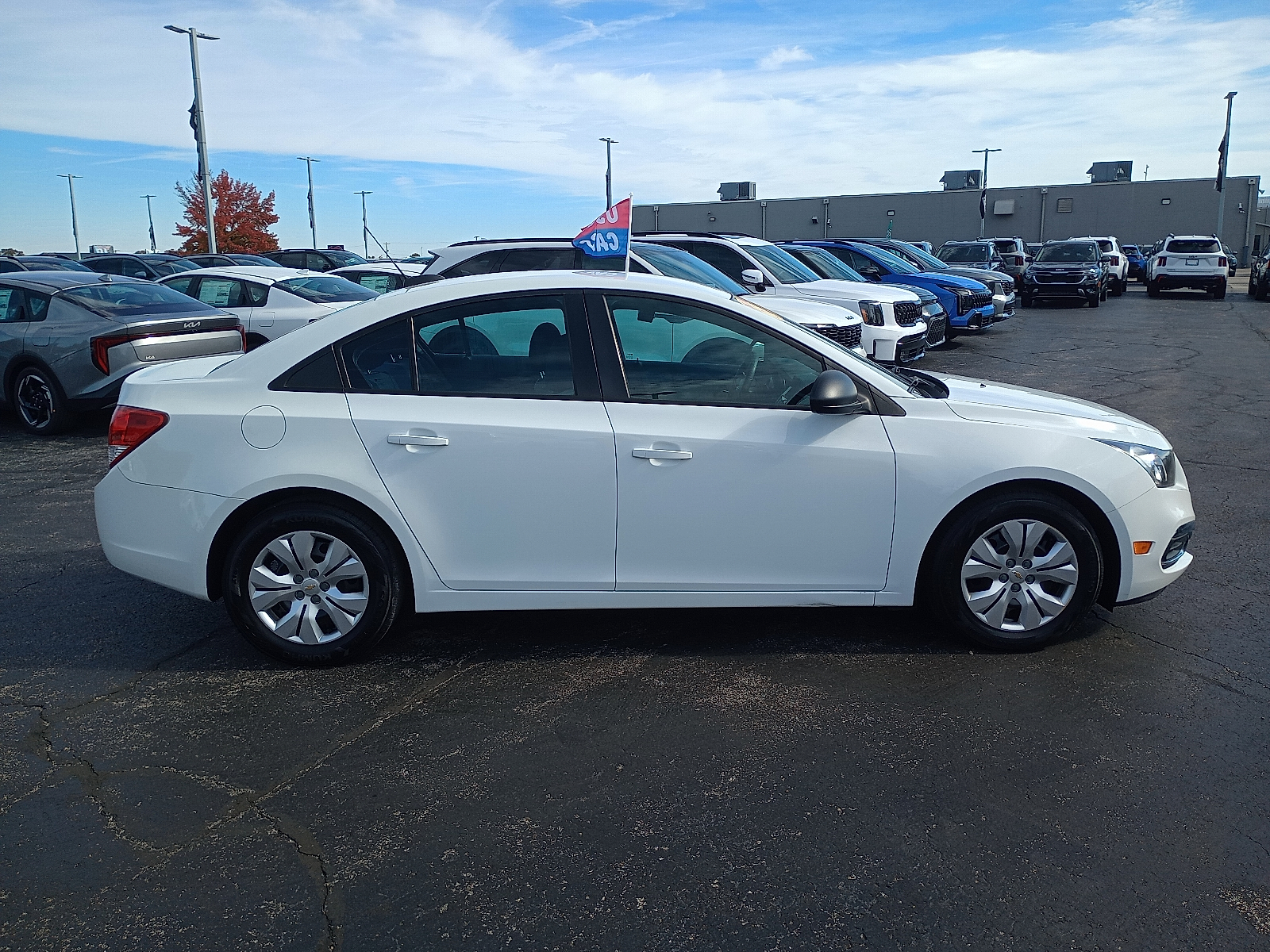 Used 2015 Chevrolet Cruze L with VIN 1G1P15SH7F7223088 for sale in Evansville, IN