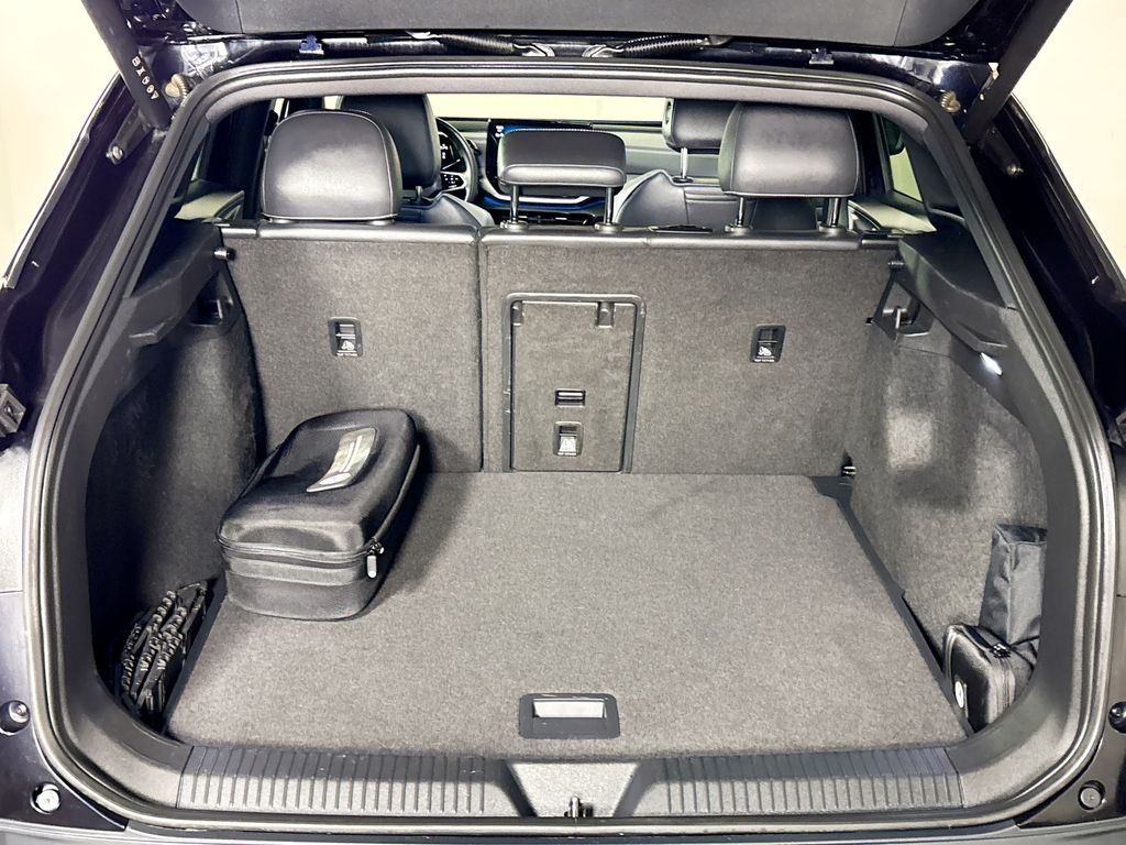 2023 Volkswagen ID.4 S photo 22