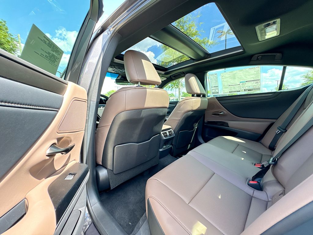 2025 Lexus ES Premium photo 33