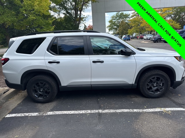2023 Honda Pilot TrailSport photo 6