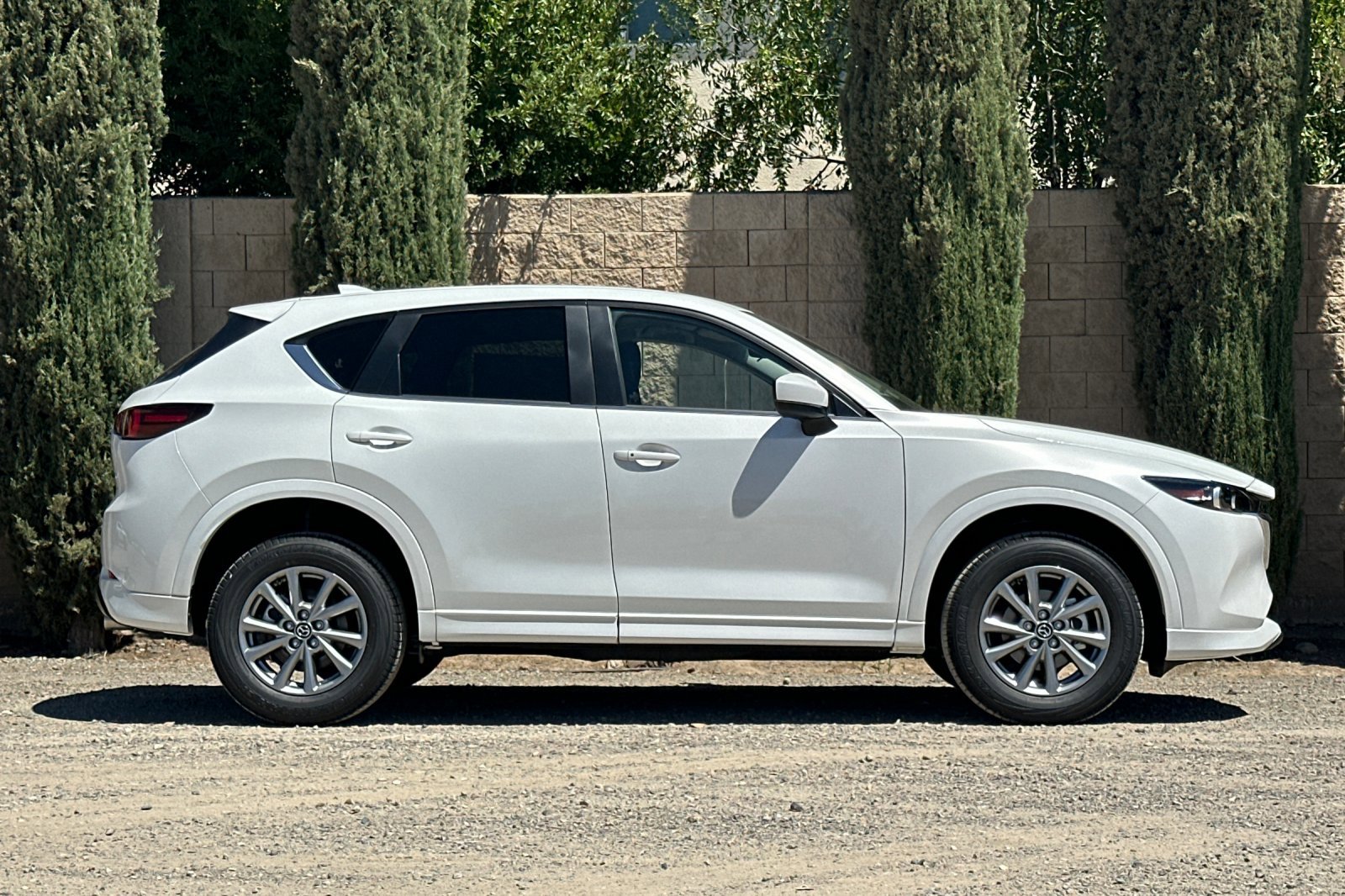 2025 Mazda CX-5 2.5 Select photo 3