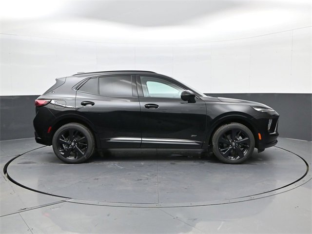 2025 Buick Envision Sport Touring photo 3