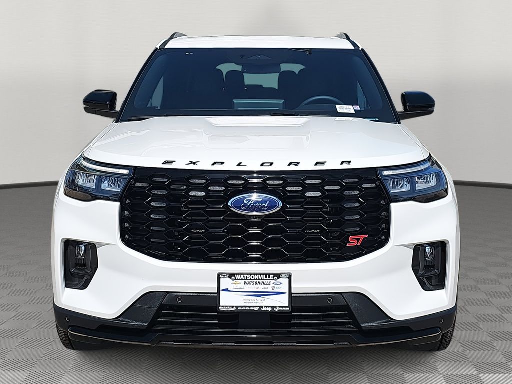 2025 Ford Explorer ST photo 6