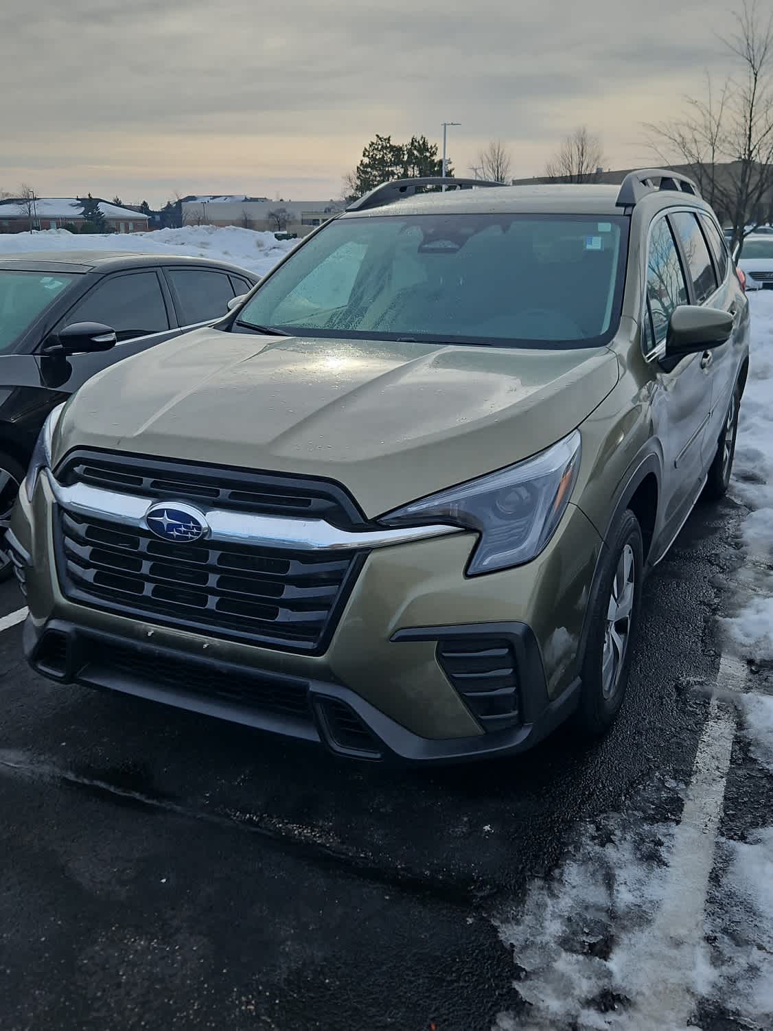 2024 Subaru Ascent Premium's photo