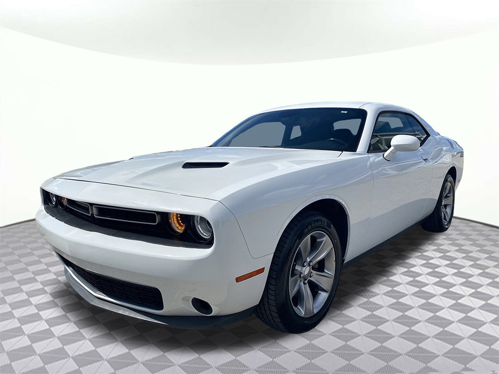 2019 Dodge Challenger SXT photo 7