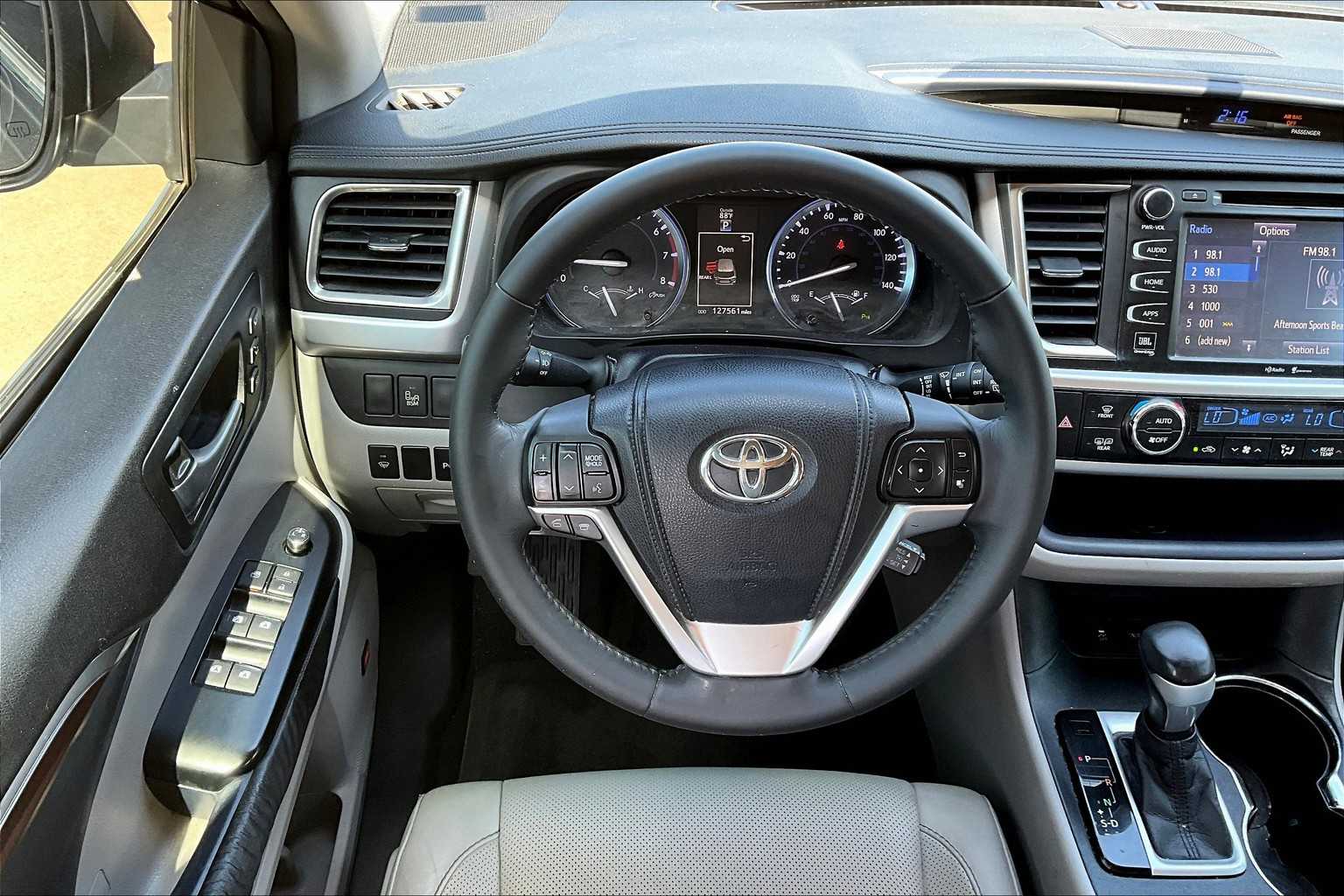 2014 Toyota Highlander Limited photo 5