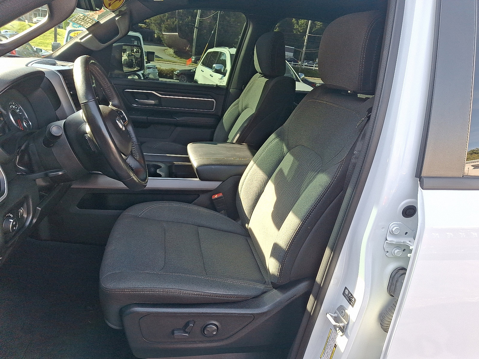 2022 Ram 1500 Big Horn photo 12