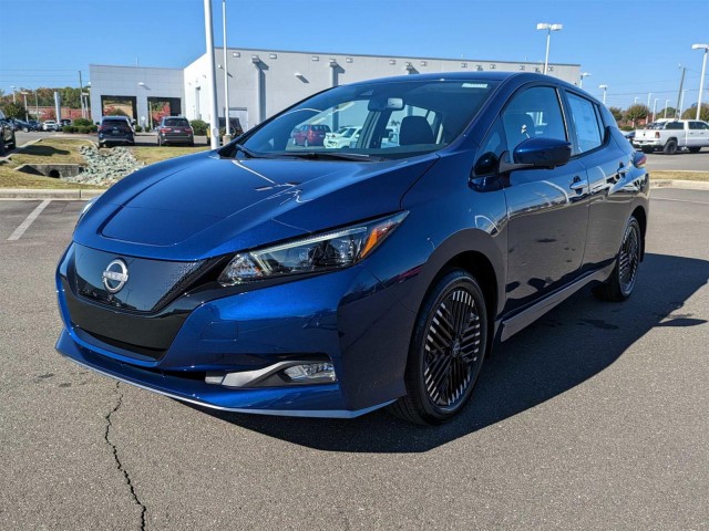 2024 Nissan LEAF