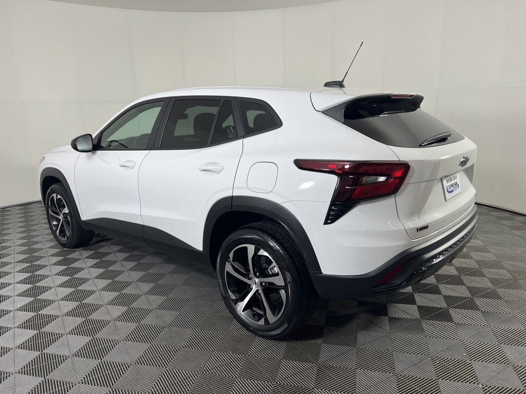 2024 Chevrolet Trax photo 22