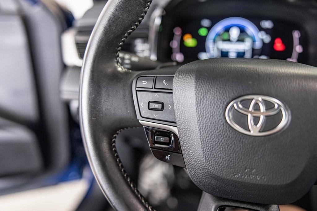 2025 TOYOTA CAMRY - Image 25