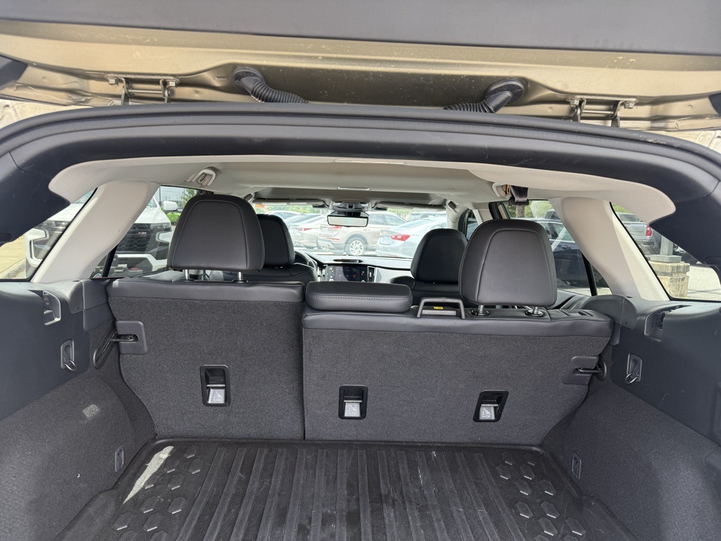 2023 Subaru Outback Touring XT photo 4