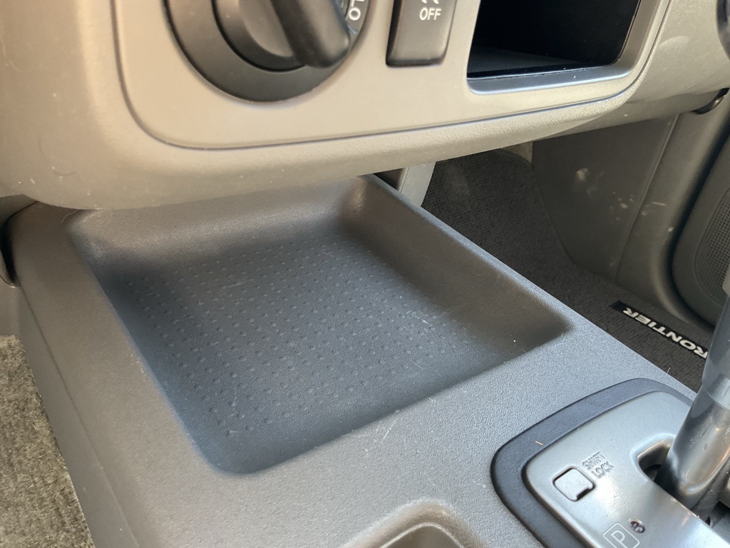 2018 Nissan Frontier SV photo 13