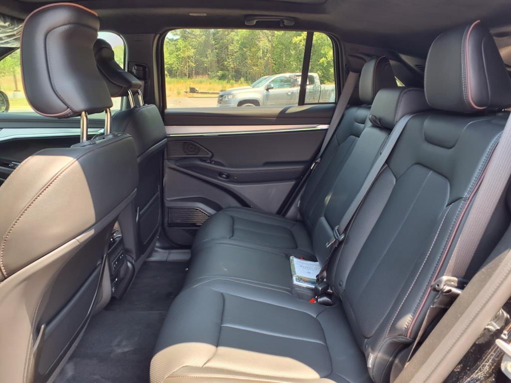 2025 Jeep Wagoneer S Launch Edition photo 21