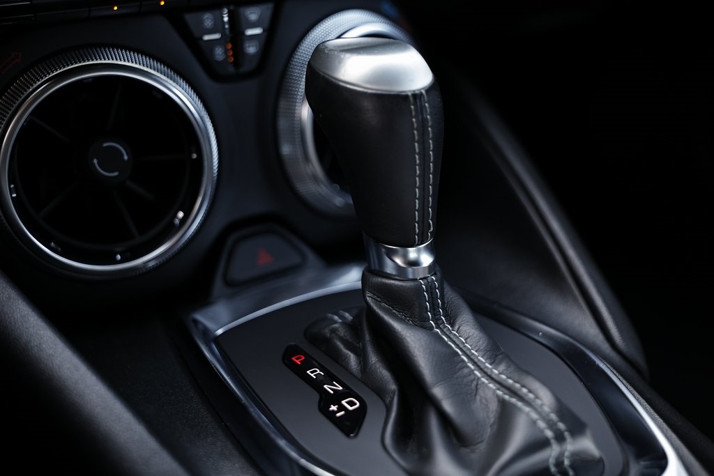 2022 Chevrolet Camaro 2LT photo 36