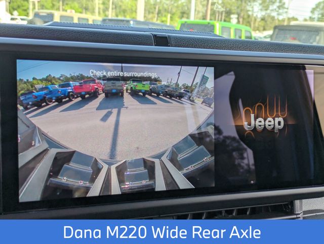 2025 Jeep Wrangler Willys photo 19