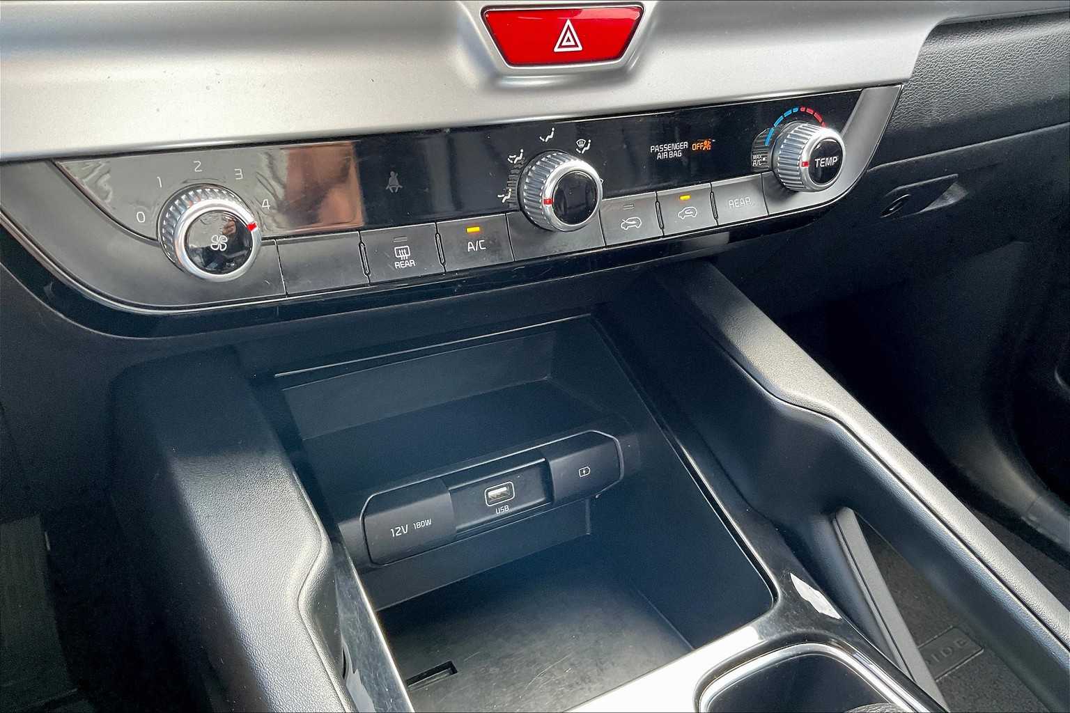2021 Kia Telluride LX photo 30