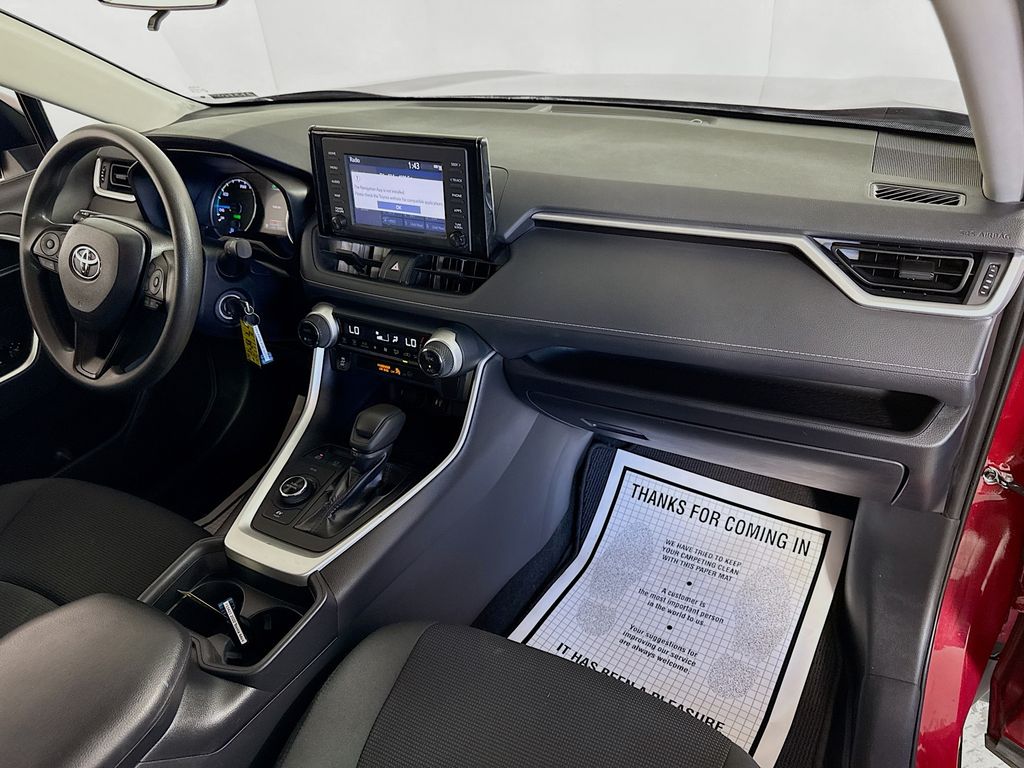 2019 Toyota RAV4 Hybrid LE photo 28