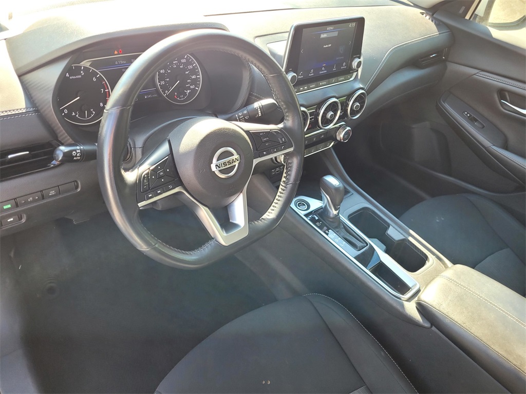 2022 Nissan Sentra SV photo 13