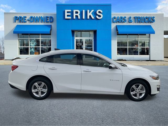 2024 Chevrolet Malibu LS photo 4