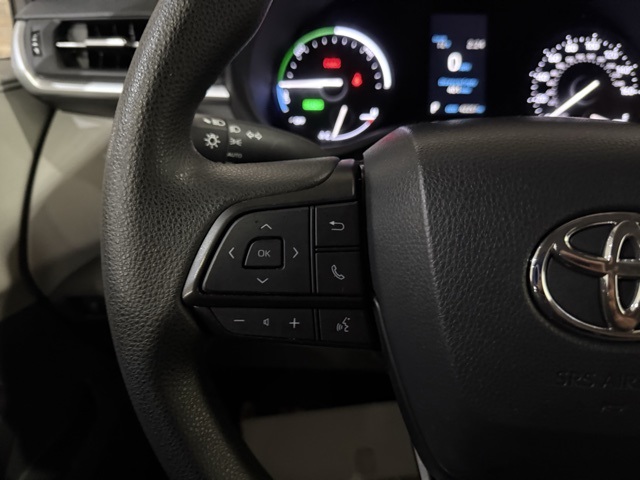 2022 Toyota Sienna LE photo 9