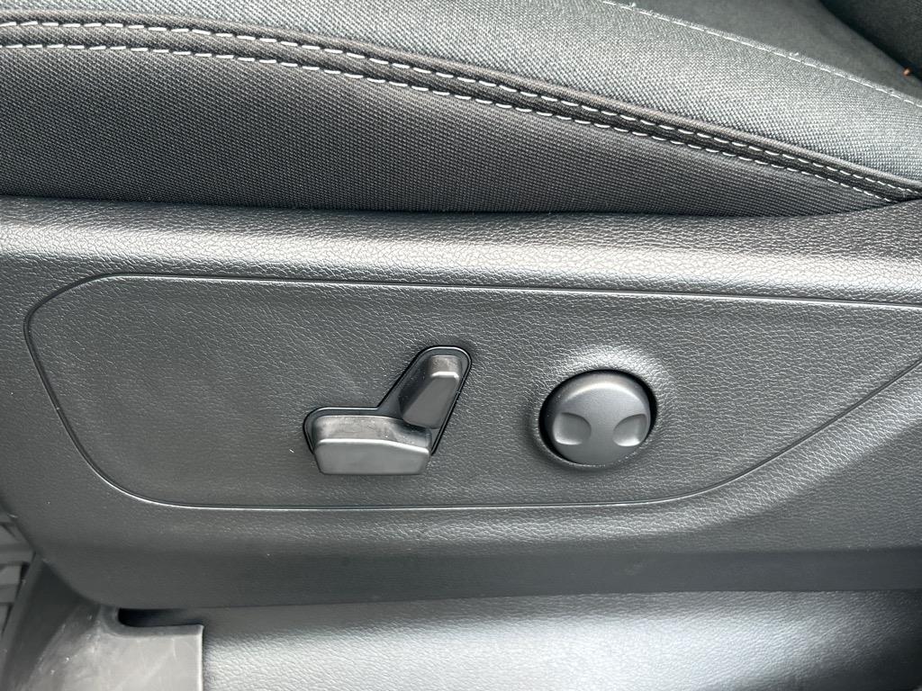 2025 Ram 1500 Big Horn Lone Star photo 8