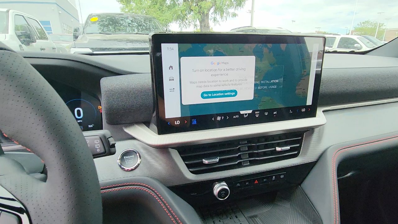 2025 Ford Explorer ST photo 21