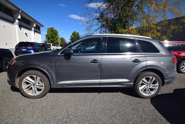 2022 Audi Q7 Premium Plus photo 2