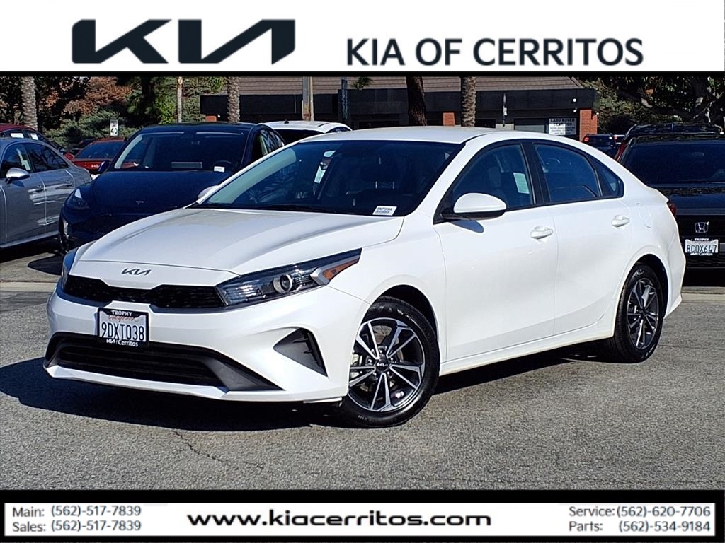 2023 Kia Forte LXS