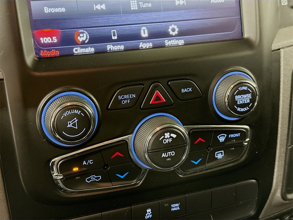 2019 Ram 1500 Classic Tradesman photo 16