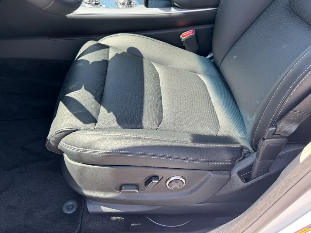 2026 Genesis GV70 2.5T Select photo 10