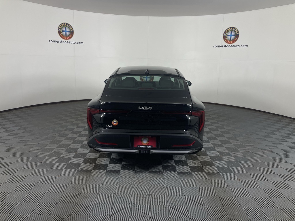 2025 Kia K4 LXS photo 11
