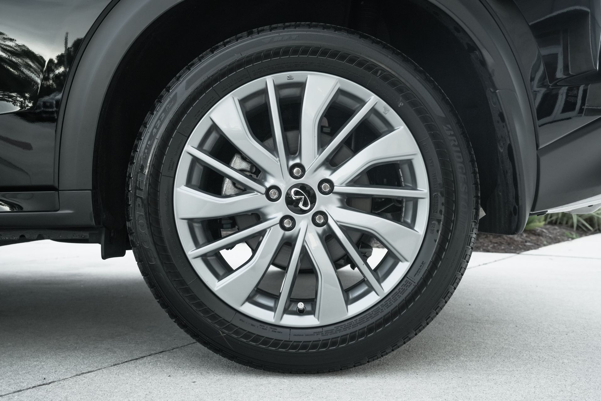 2025 Infiniti QX50 Luxe AWD photo 25