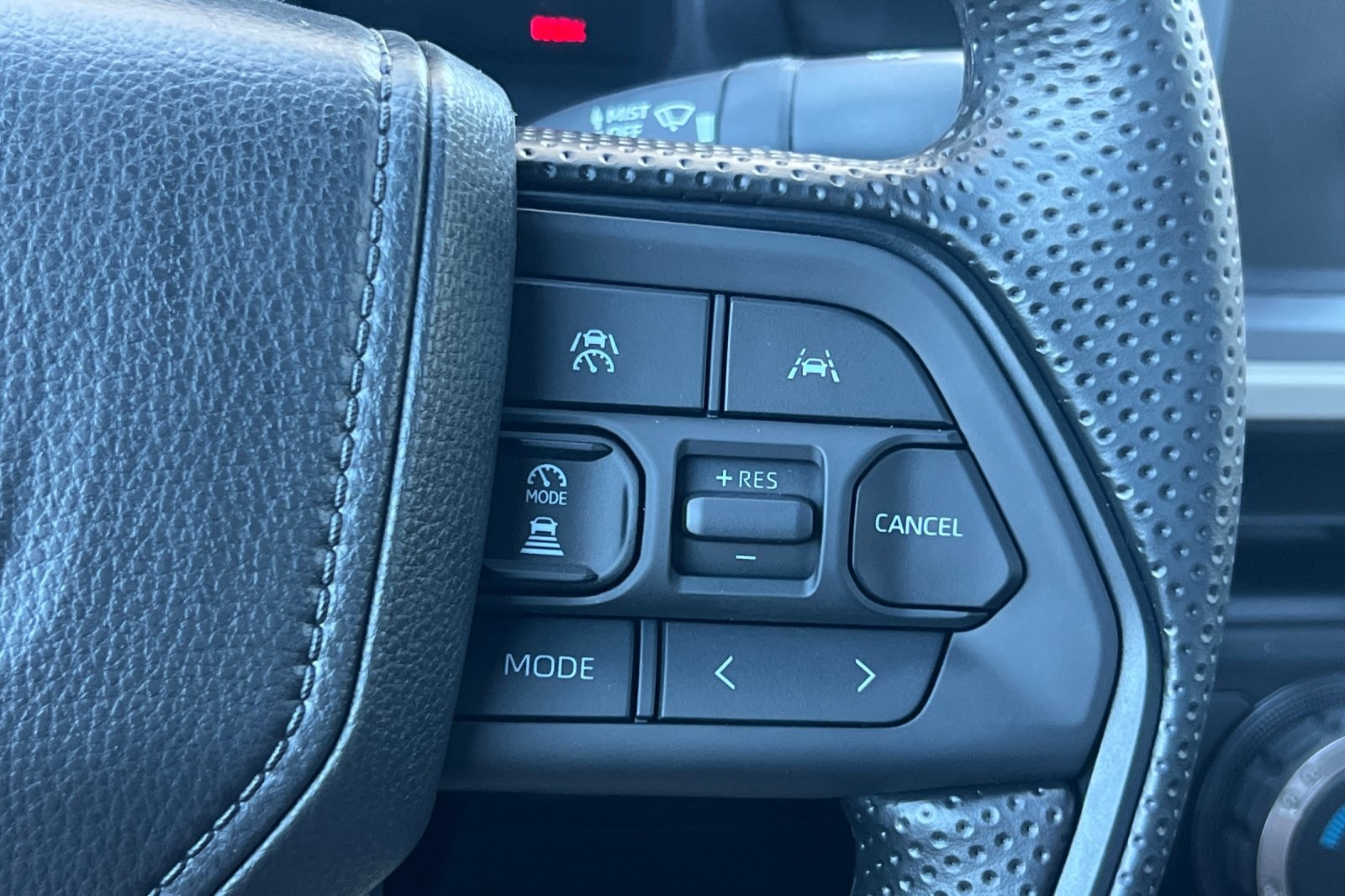 2025 Toyota Tacoma SR5 4x4 Double Cab photo 25