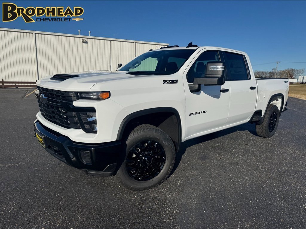 2026 Chevrolet Silverado 2500HD Custom's photo