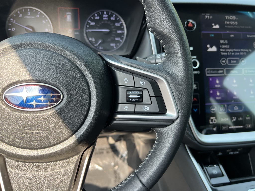 2020 Subaru Outback Premium photo 14