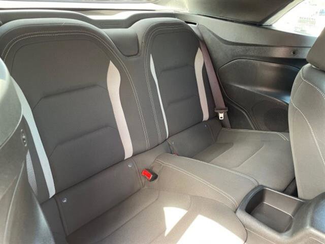 2019 Chevrolet Camaro 1LS 1LT photo 11