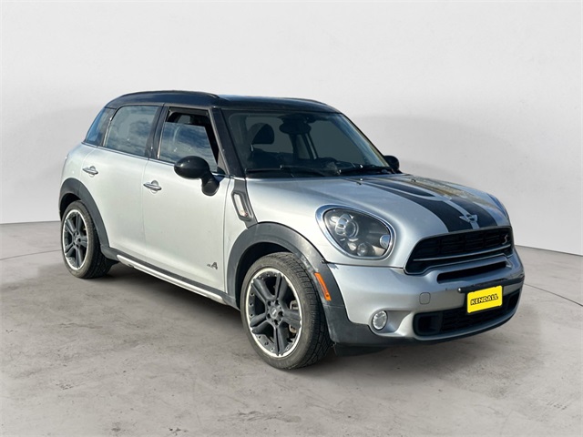 2016 Mini Cooper S ALL4 photo 5
