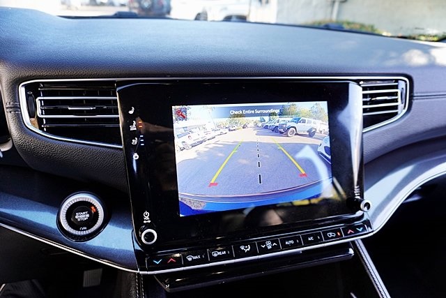 Used 2023 Black Jeep Base image 28