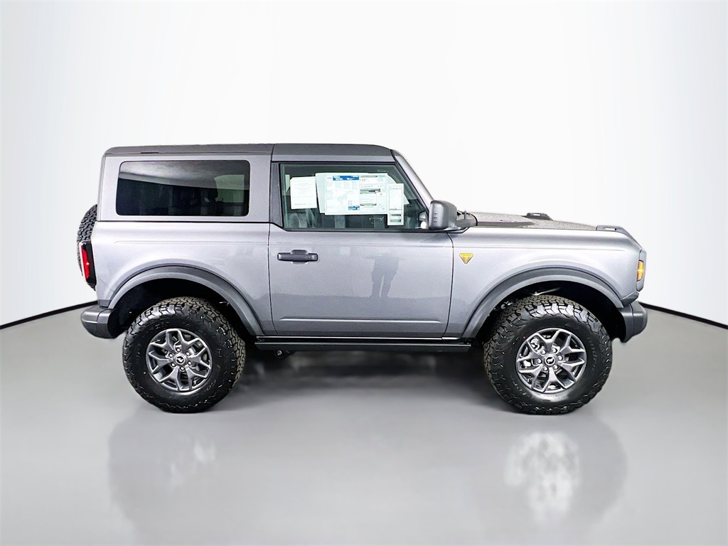 2025 Ford Bronco Badlands photo 17