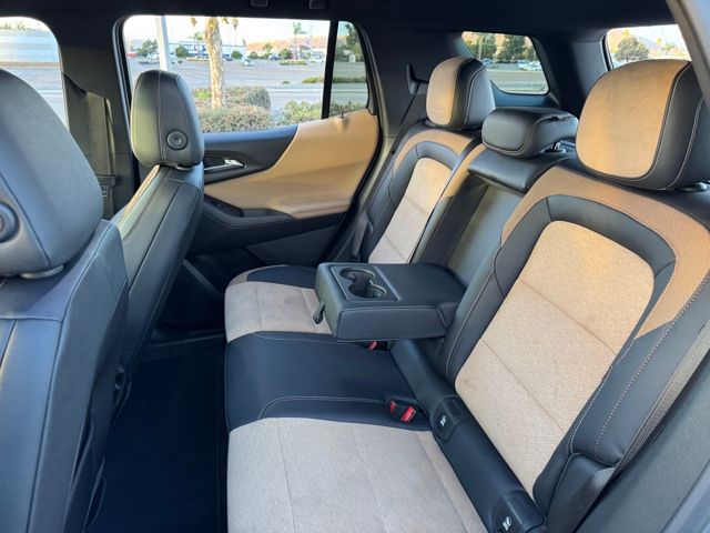 2025 Chevrolet Equinox LT photo 16