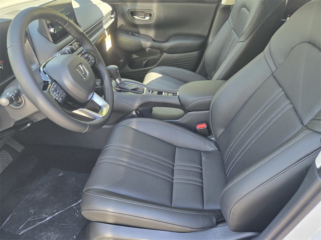 2026 Honda HR-V EX-L photo 7