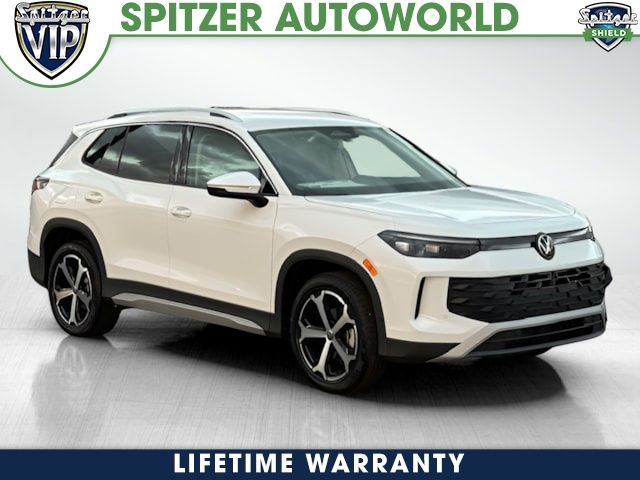 2025 Volkswagen Tiguan SE's photo