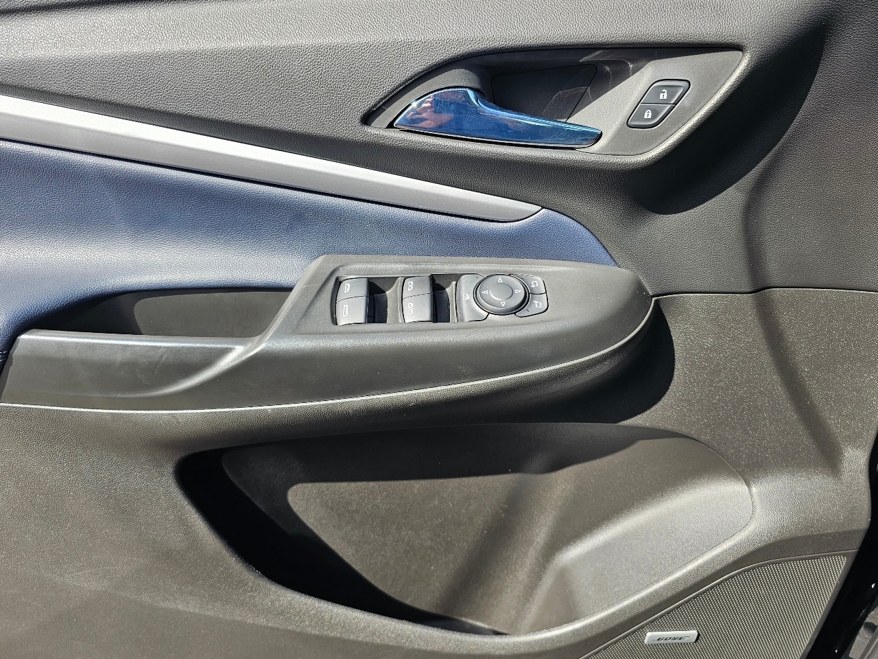 2022 Chevrolet Bolt EUV Premier photo 10
