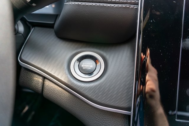 2025 Jeep Grand Cherokee Laredo X photo 17