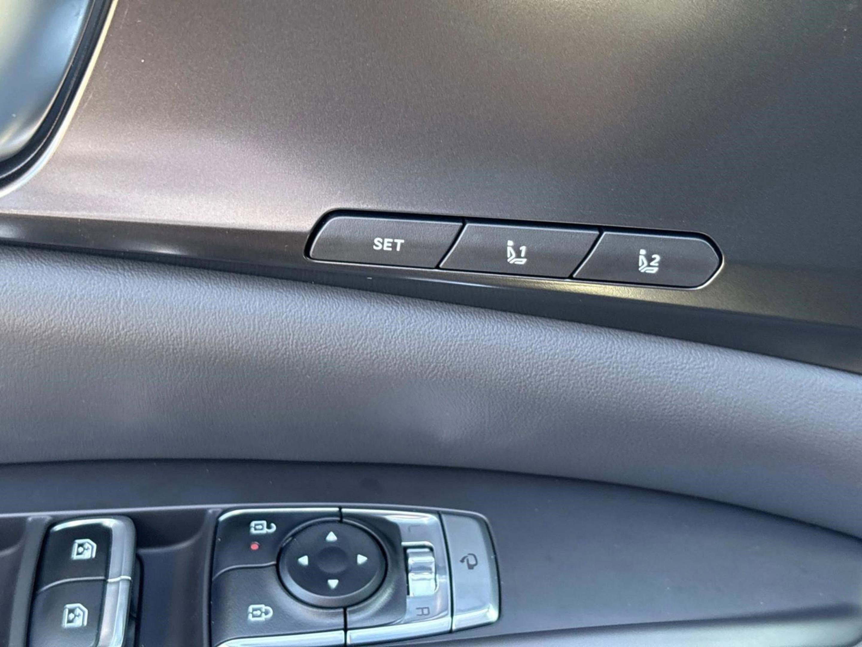 2026 Kia Carnival SX photo 21