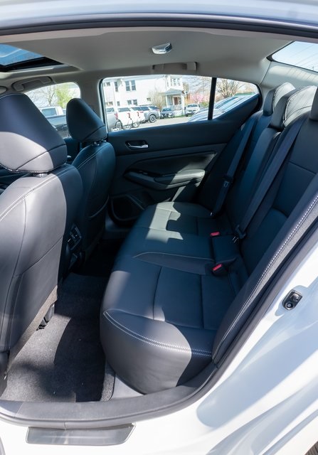 2025 Nissan Altima 2.5 SL photo 6