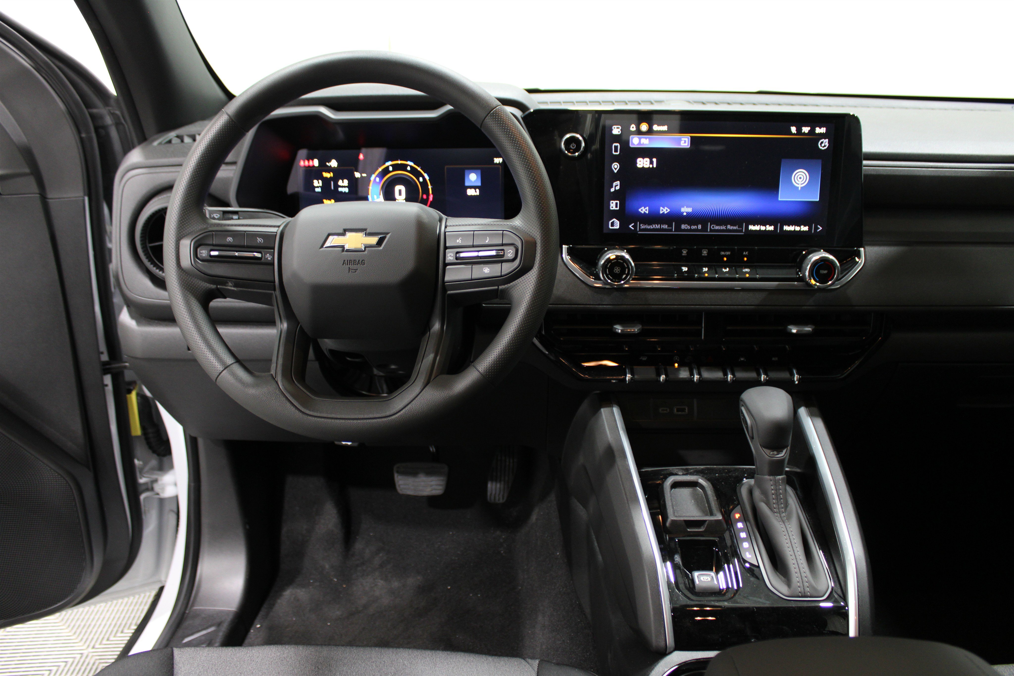 2026 Chevrolet Colorado Work Truck photo 2