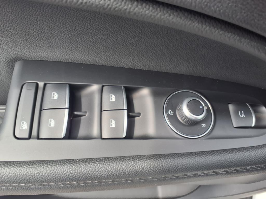 2025 Alfa Romeo Stelvio Sprint Base photo 5